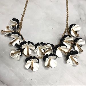 New York & Company statement flower necklace